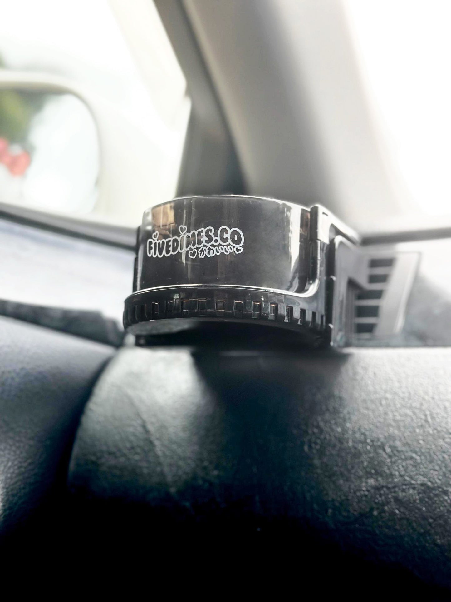 Black Cup Holder