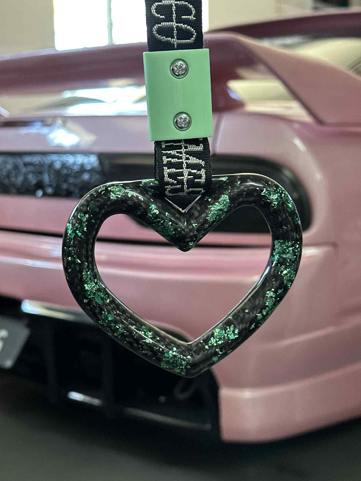 Green Heart Carbon Fibre Tsurikawa